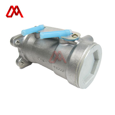 Suitable for Isuzu NPR Truck Brake Master Cylinder 8-97254771-0 8972547710