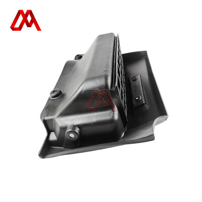 Wholesale MK676951 Truck Step for Mitsubishi Fuso Canter Auto Spare Parts
