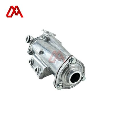ME014779 Oil Cooler Cover for MITSUBISHI Fuso Canter 4D31 4D32